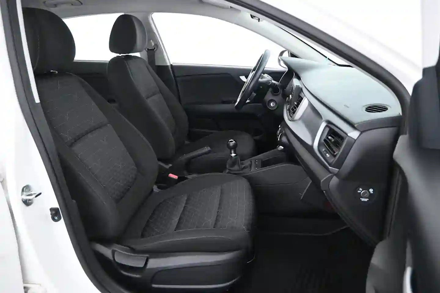 Car Image - 1KX9y2N3UJFC2syDQZauQo