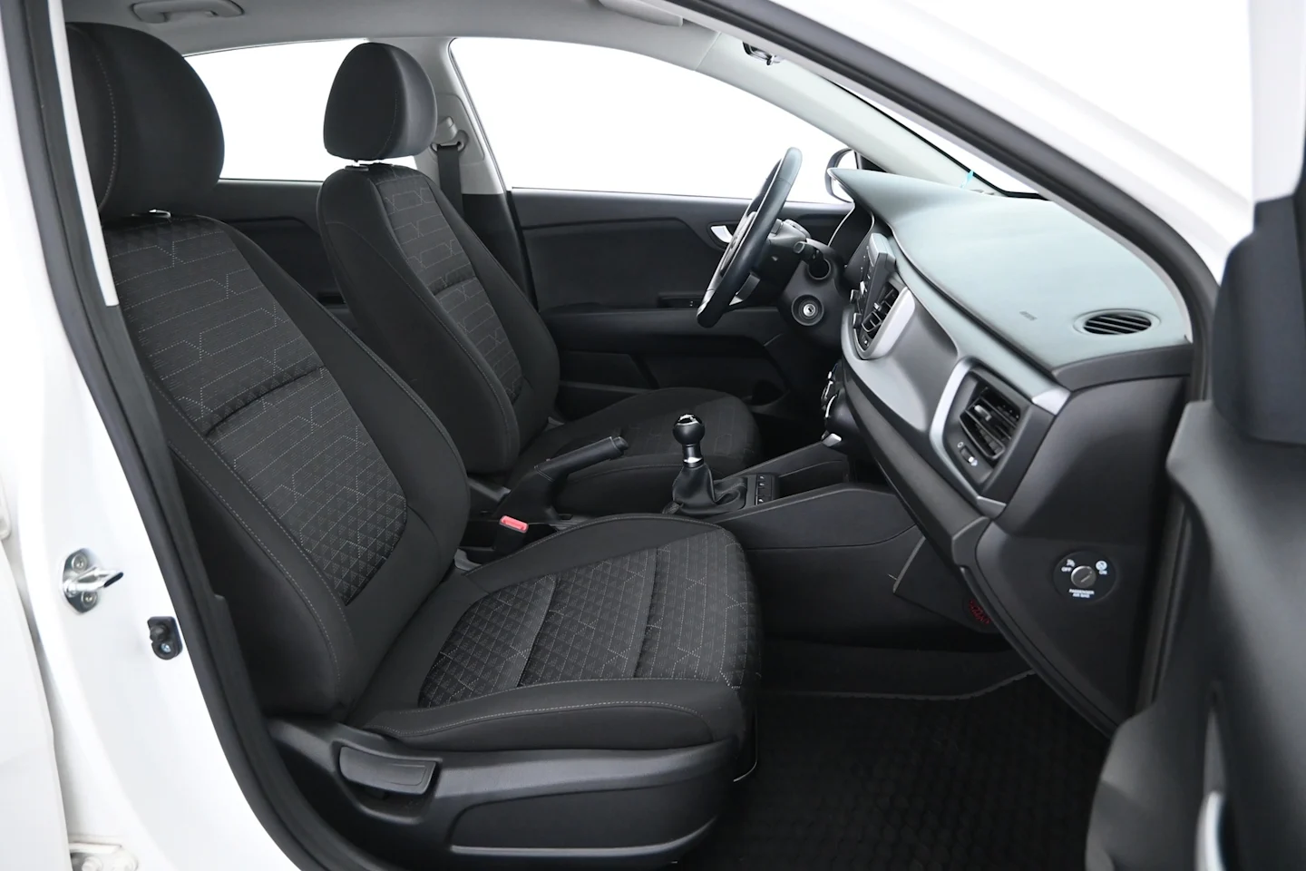 Car Image - 1KX9y2N3UJFC2syDQZauQo
