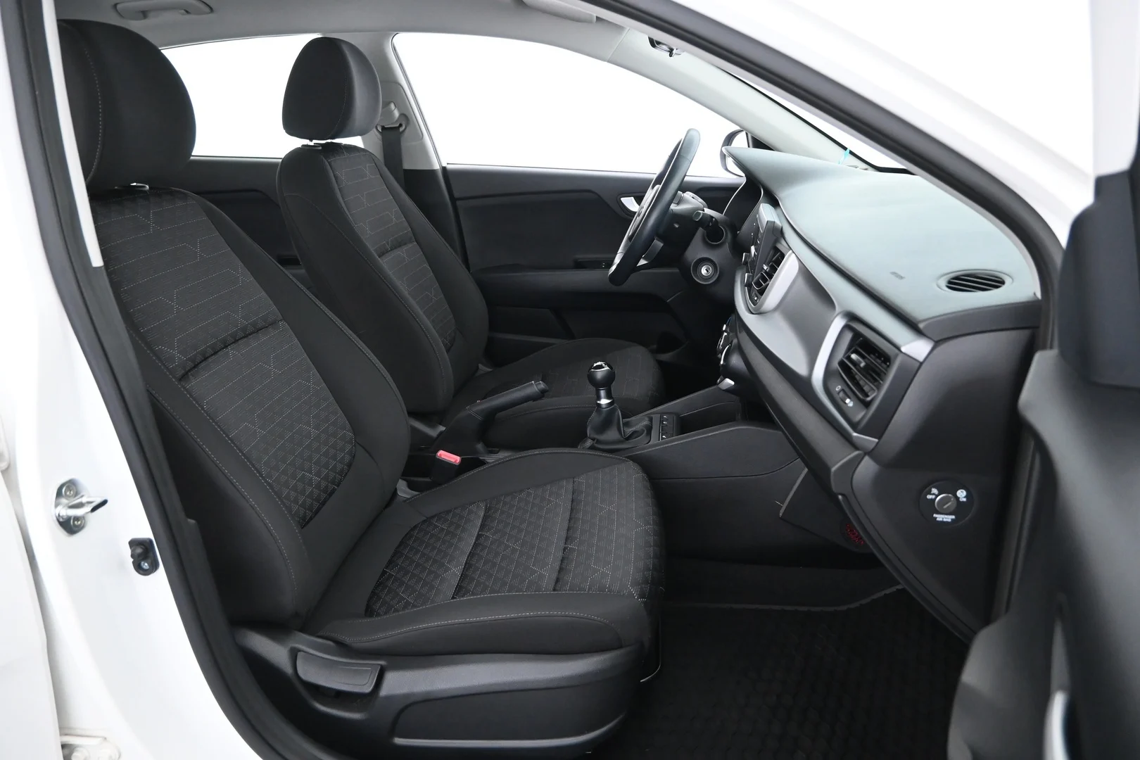 Car Image - 1KX9y2N3UJFC2syDQZauQo