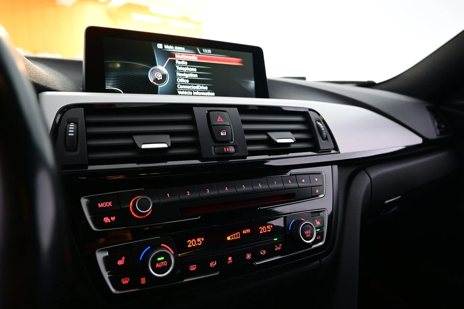 Car Image - IMHmaXyo4RcL2EFdBxKhz