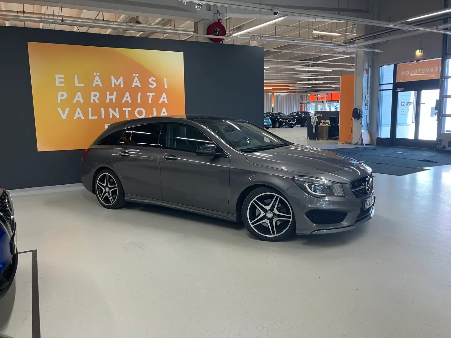 Car Image - 5r9VNTVskdLwyDSItoEkPU