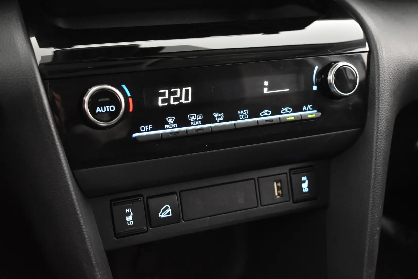 Car Image - 2Kra0h8Cy71aTqLhebFHyX