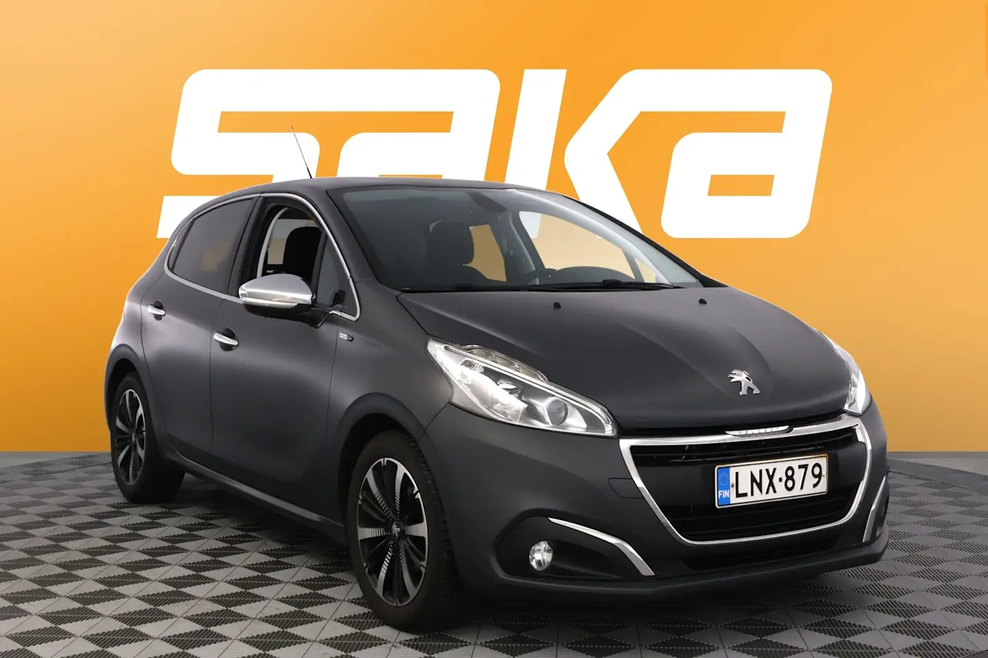 Car Image - 17a8QTGEnIUkFN3OHgB3Xd