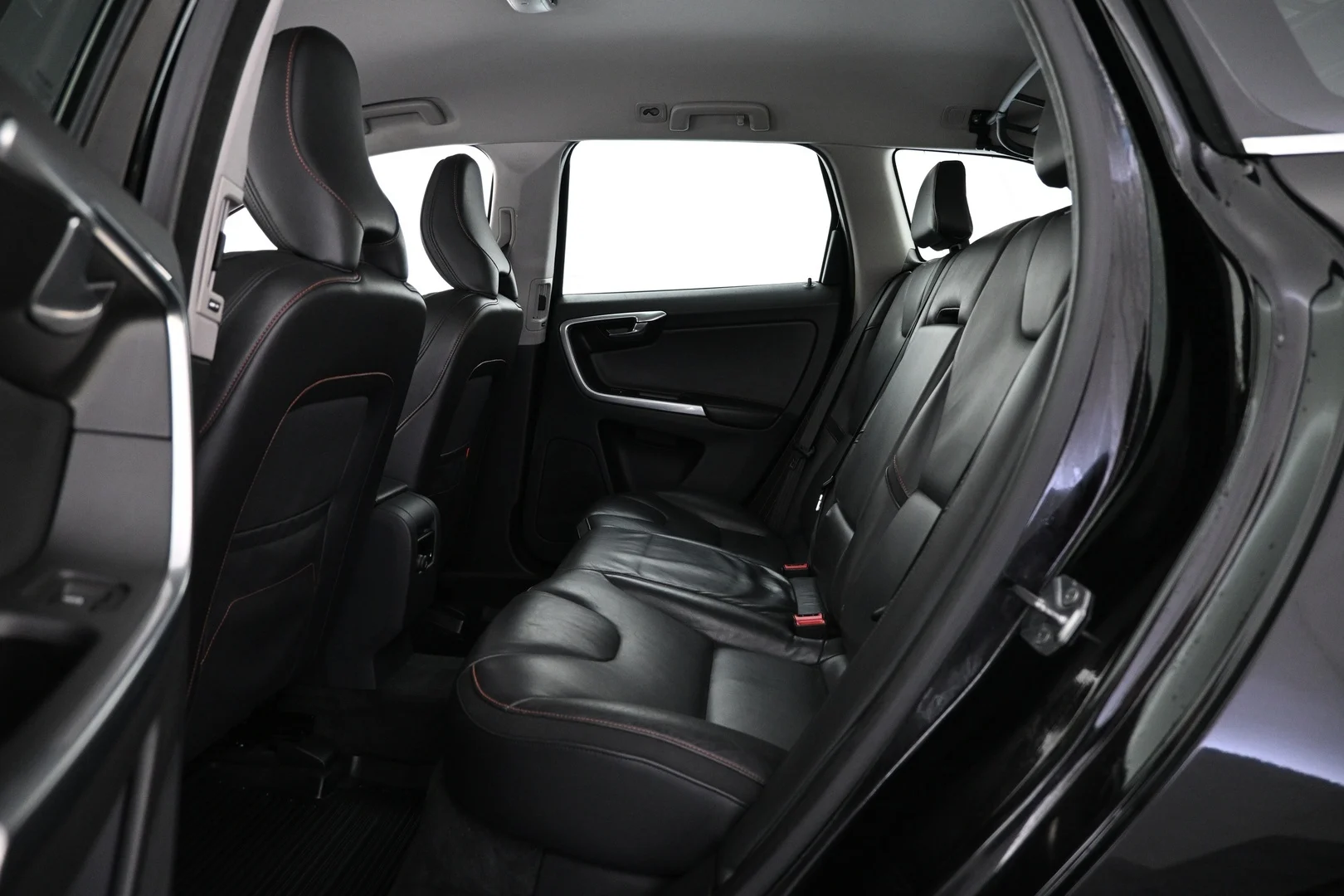 Car Image - 2XWvQOqNnKCePvF8aQyGhj