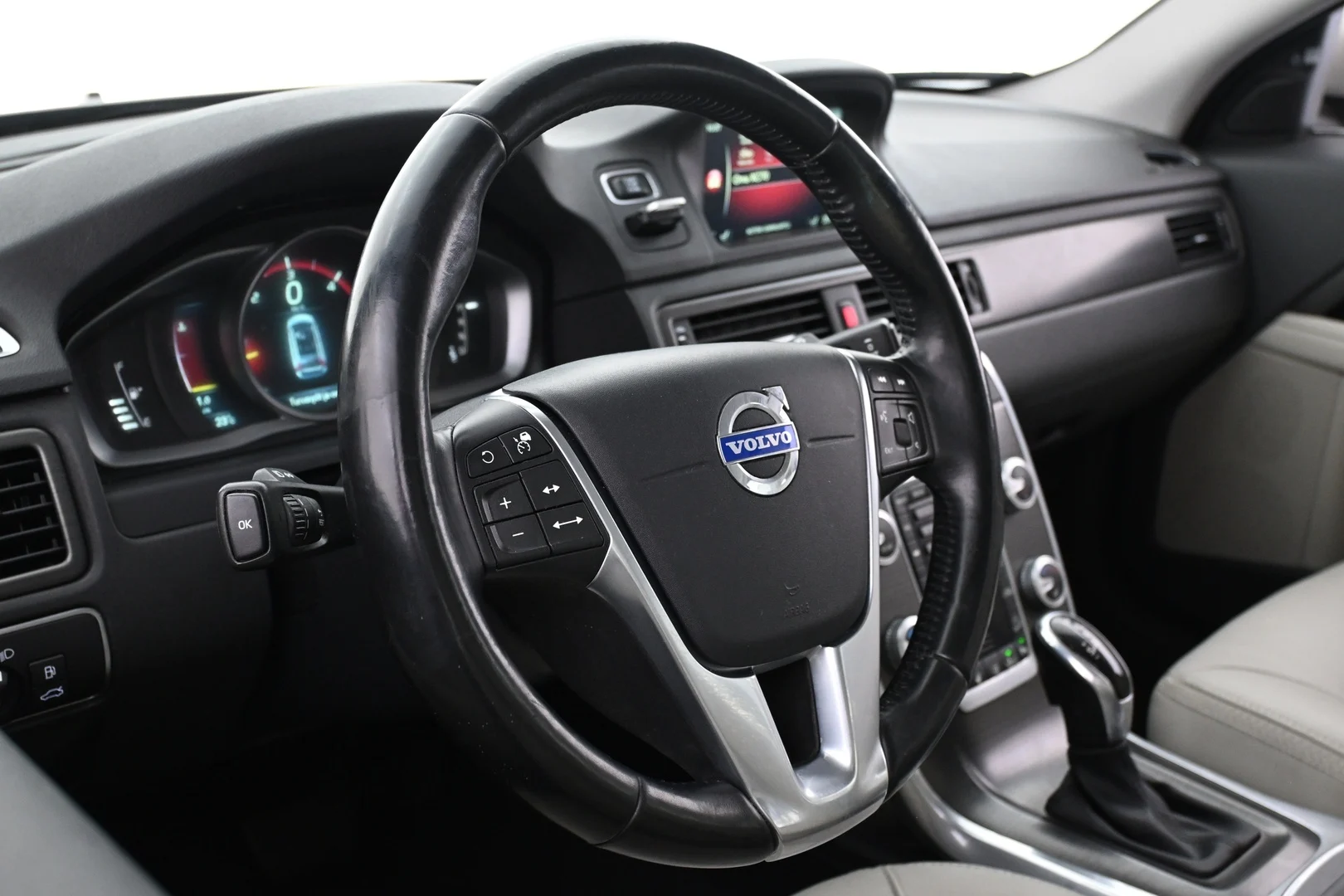 Car Image - 6EoKr2Oxc3DIiArkhc9LRu