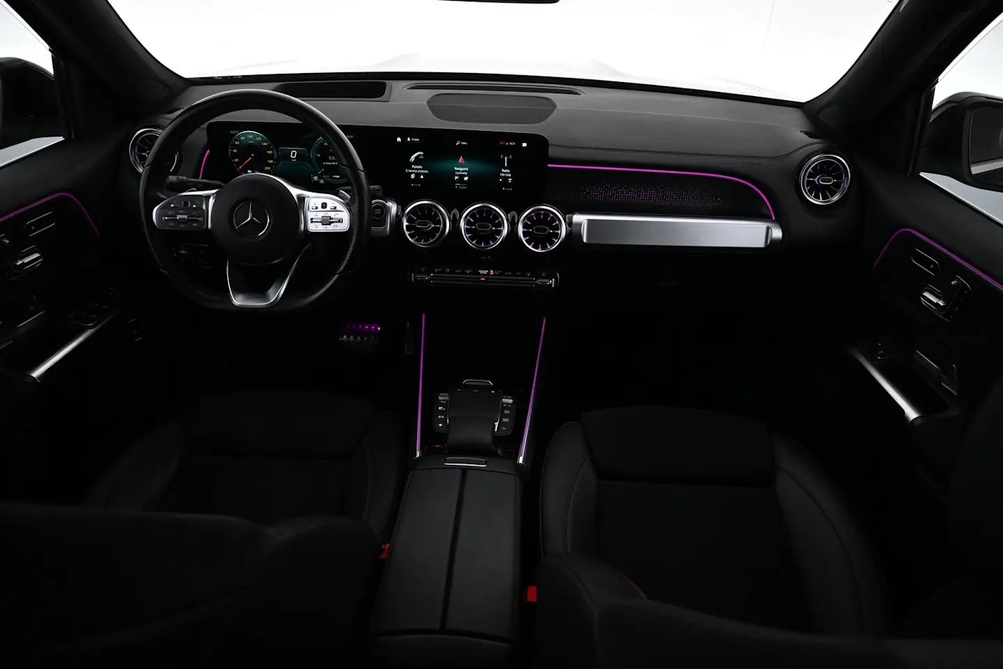 Car Image - UsILVOvaHHX3ahRXsKtTZ