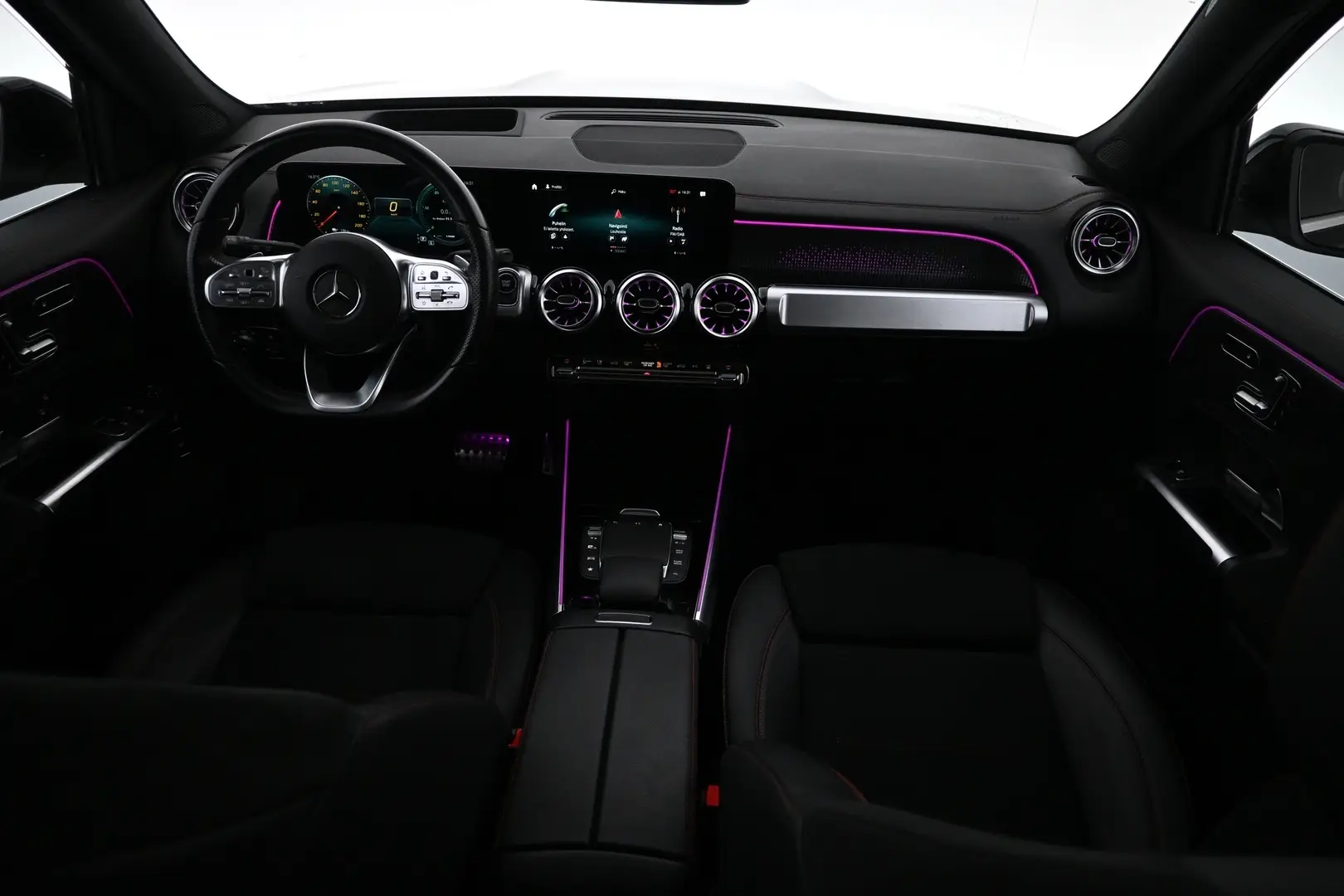 Car Image - UsILVOvaHHX3ahRXsKtTZ