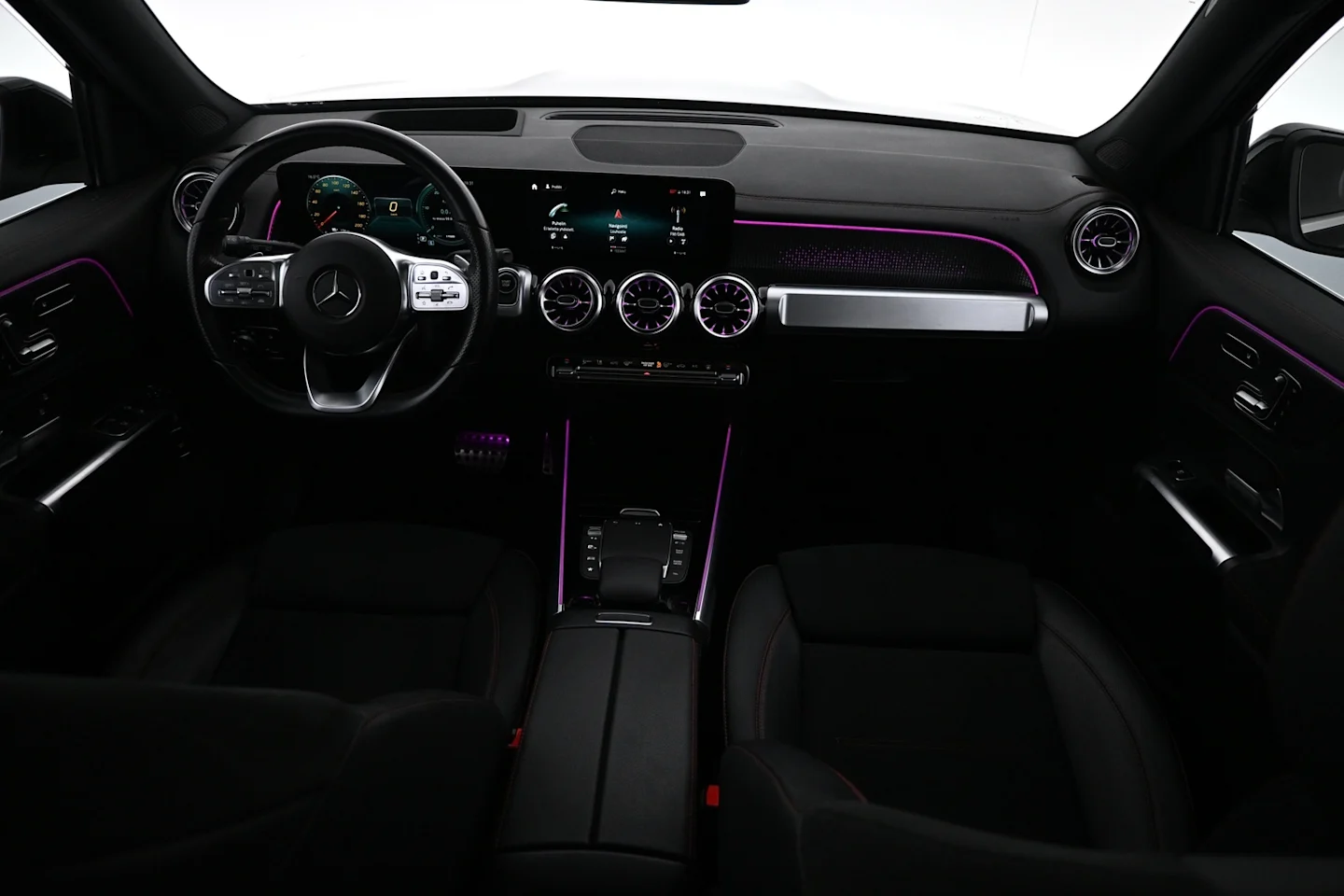 Car Image - UsILVOvaHHX3ahRXsKtTZ