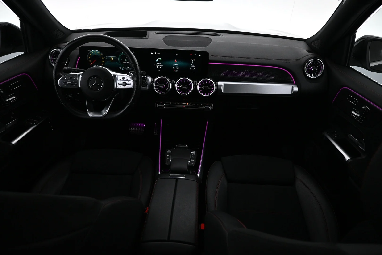 Car Image - UsILVOvaHHX3ahRXsKtTZ