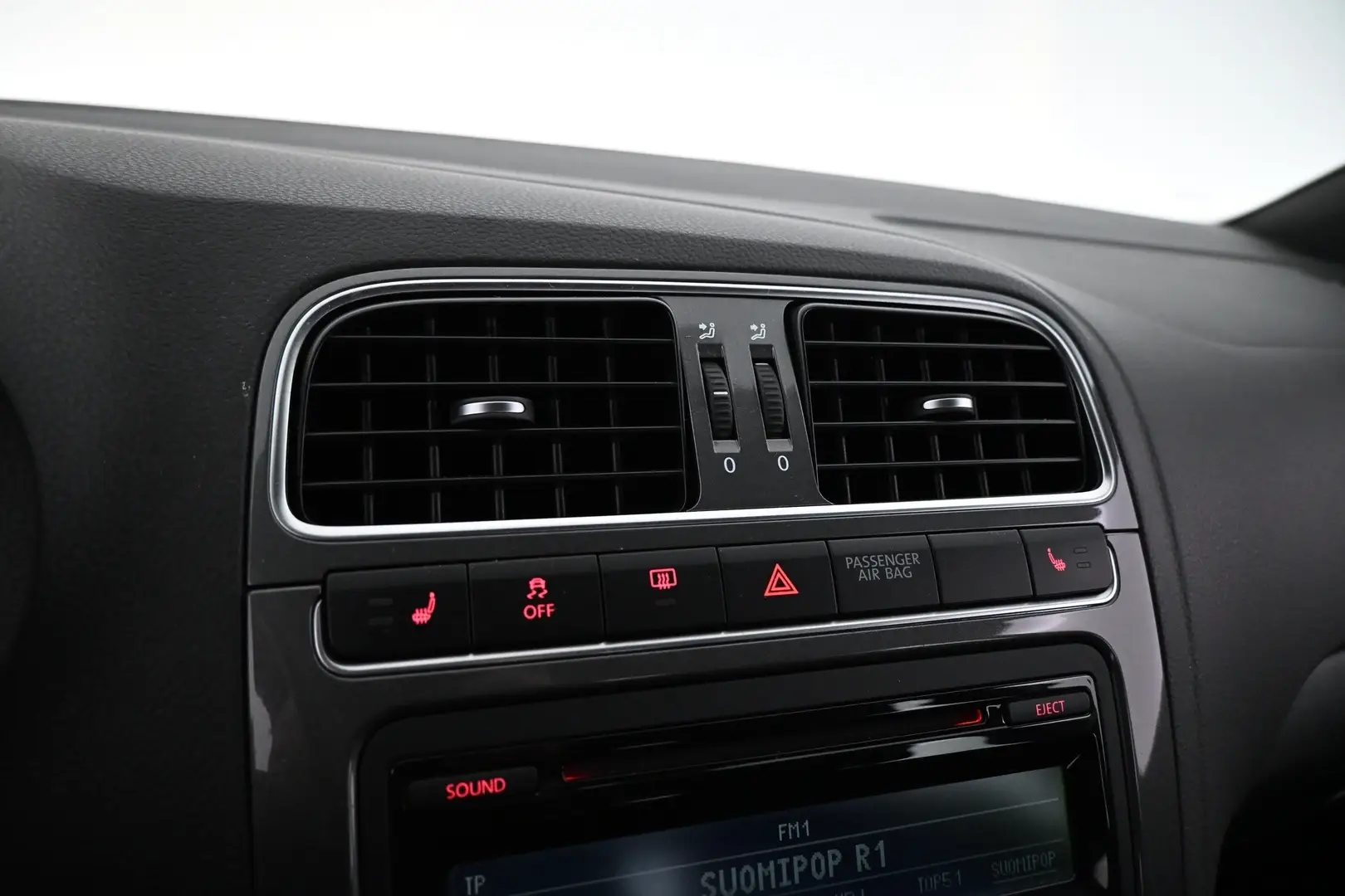 Car Image - 7D5xyKMdXI9SdqTAbaWsPN