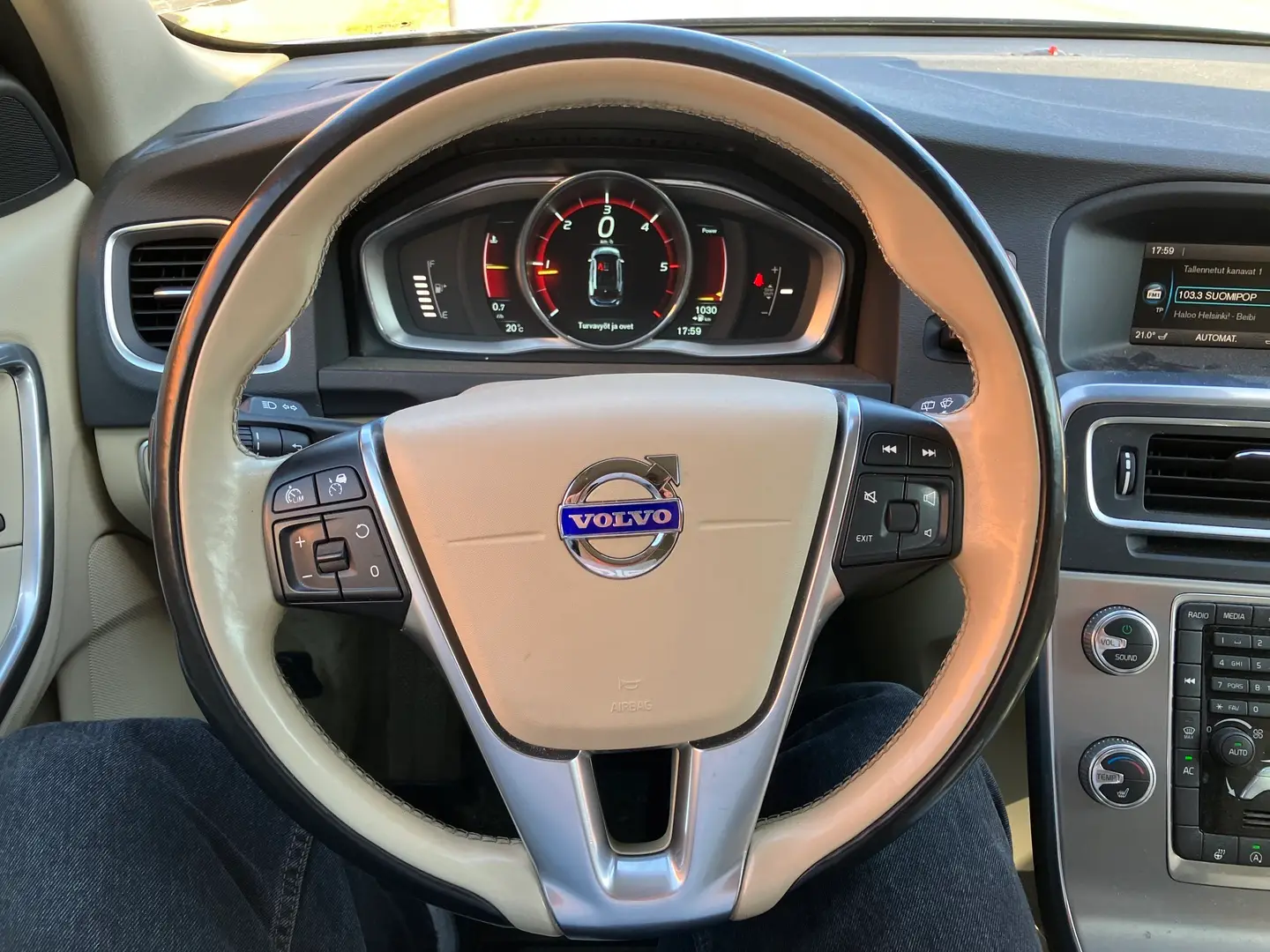 Car Image - 6FwAE0bYVEdwKum0TiQvvt