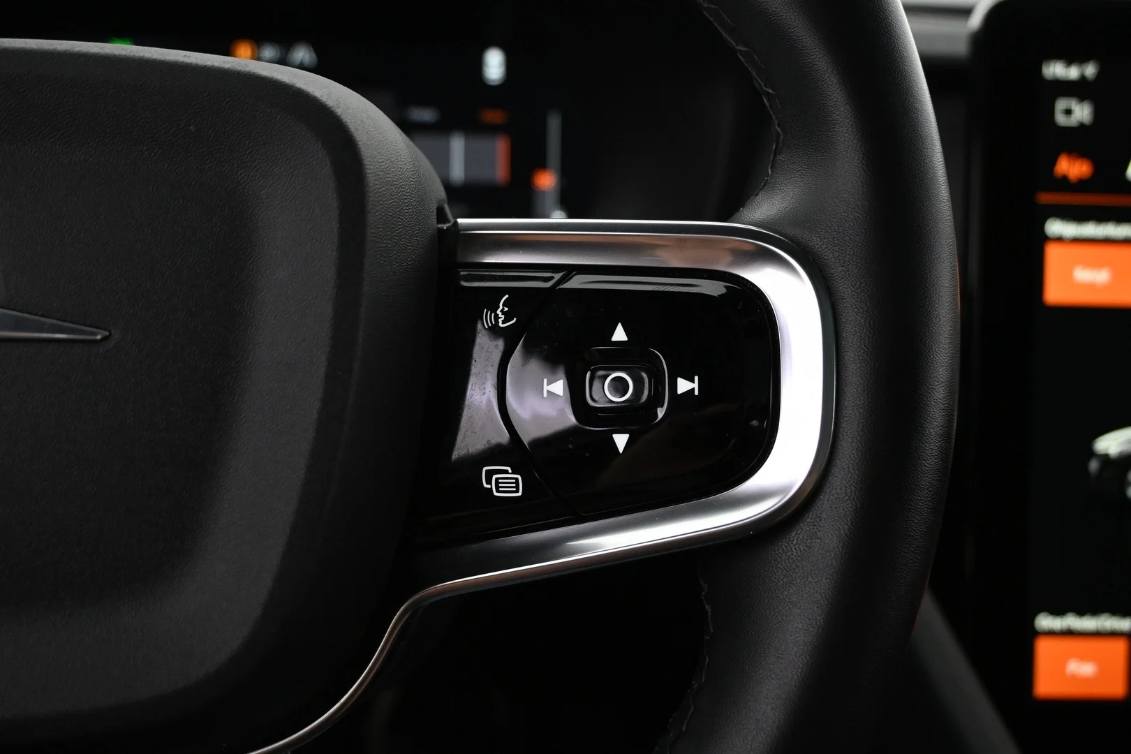 Car Image - 1euQ98zI1HrB08SWdks106