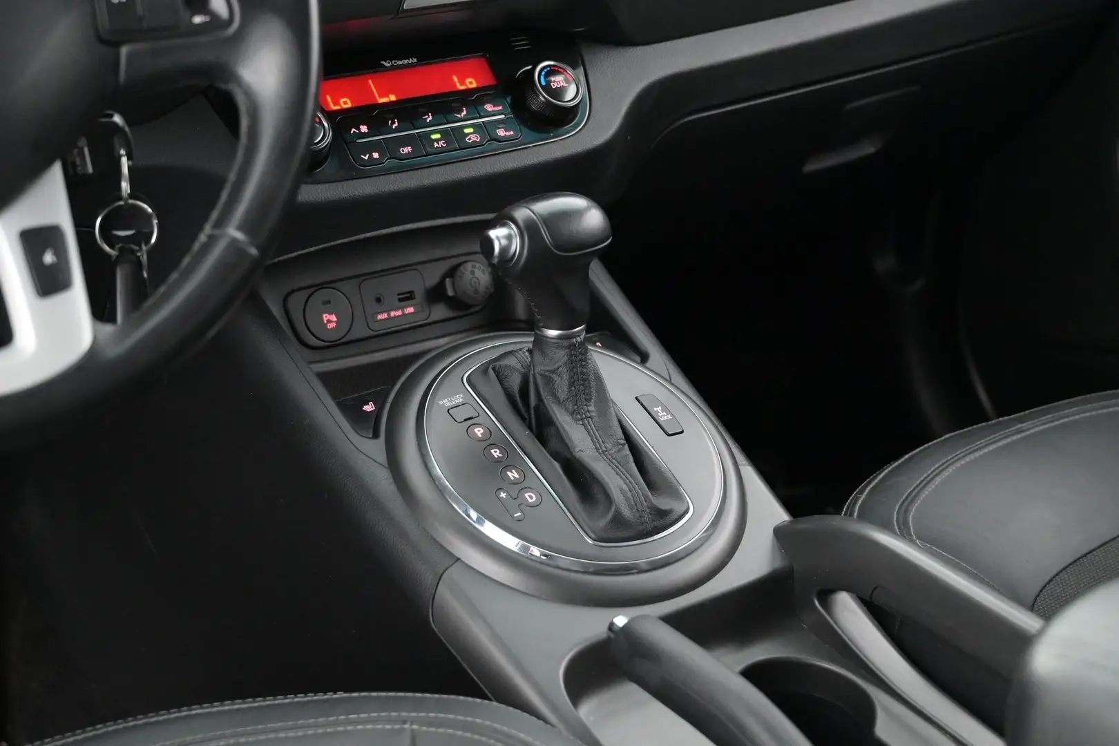 Car Image - 6kdzzMxn3uIjdyONSZlbzY