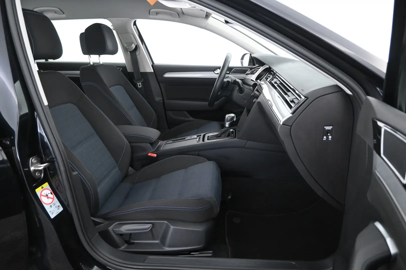 Car Image - 1s8Lp5xsFTsQOc0o3Y1yfH