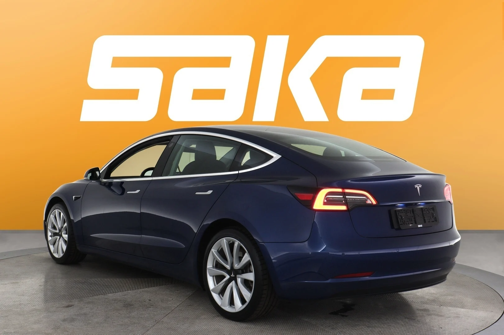 Car Image - 6b4rxXzaTpOdNhrheC4ZHj