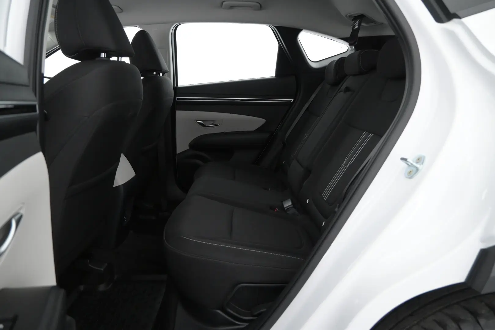 Car Image - 5dRqscMaiMNKVt7XYehngL