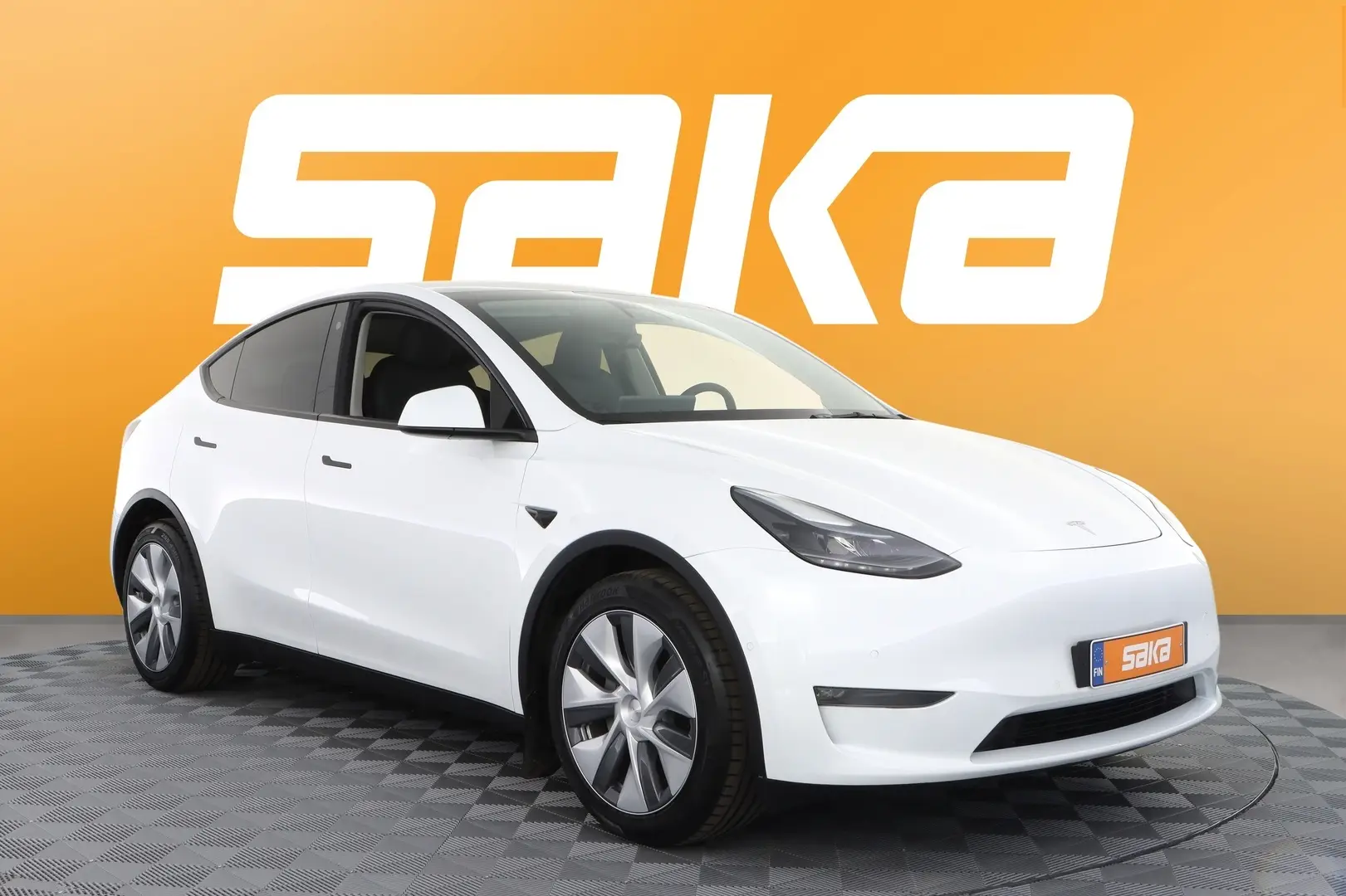 Car Image - 6OXaka8mVGQyCFP616dBtJ
