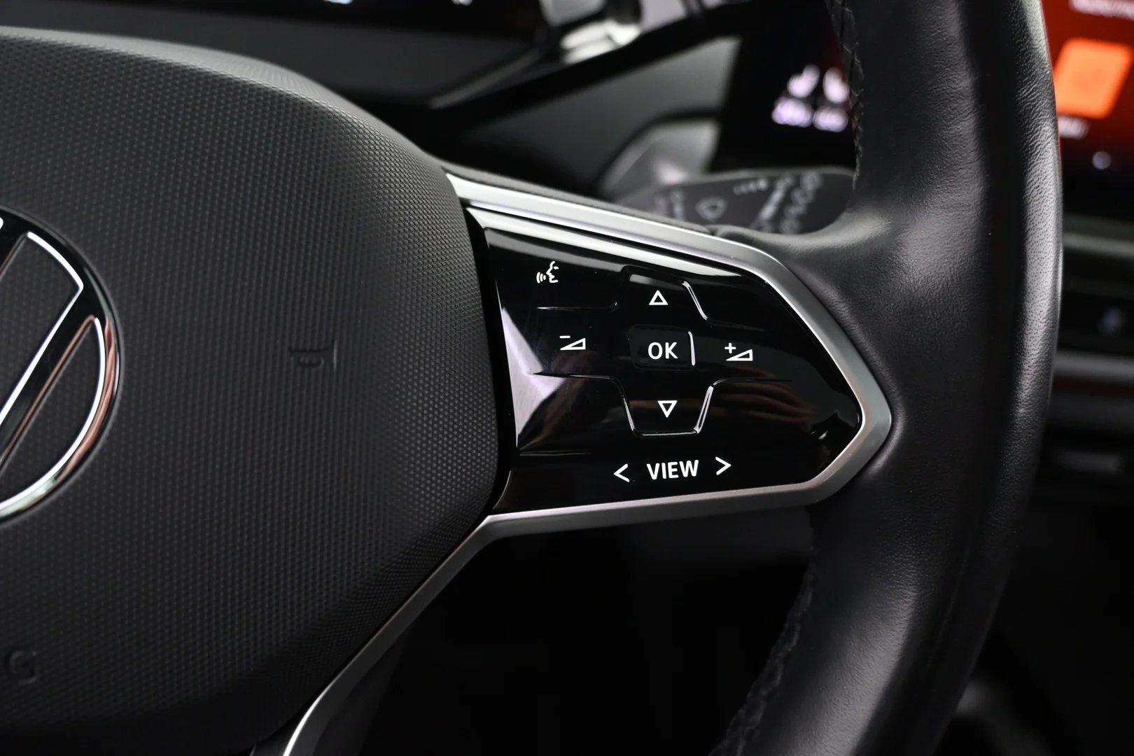Car Image - 4vFco51biQB4ia7E4mcC61