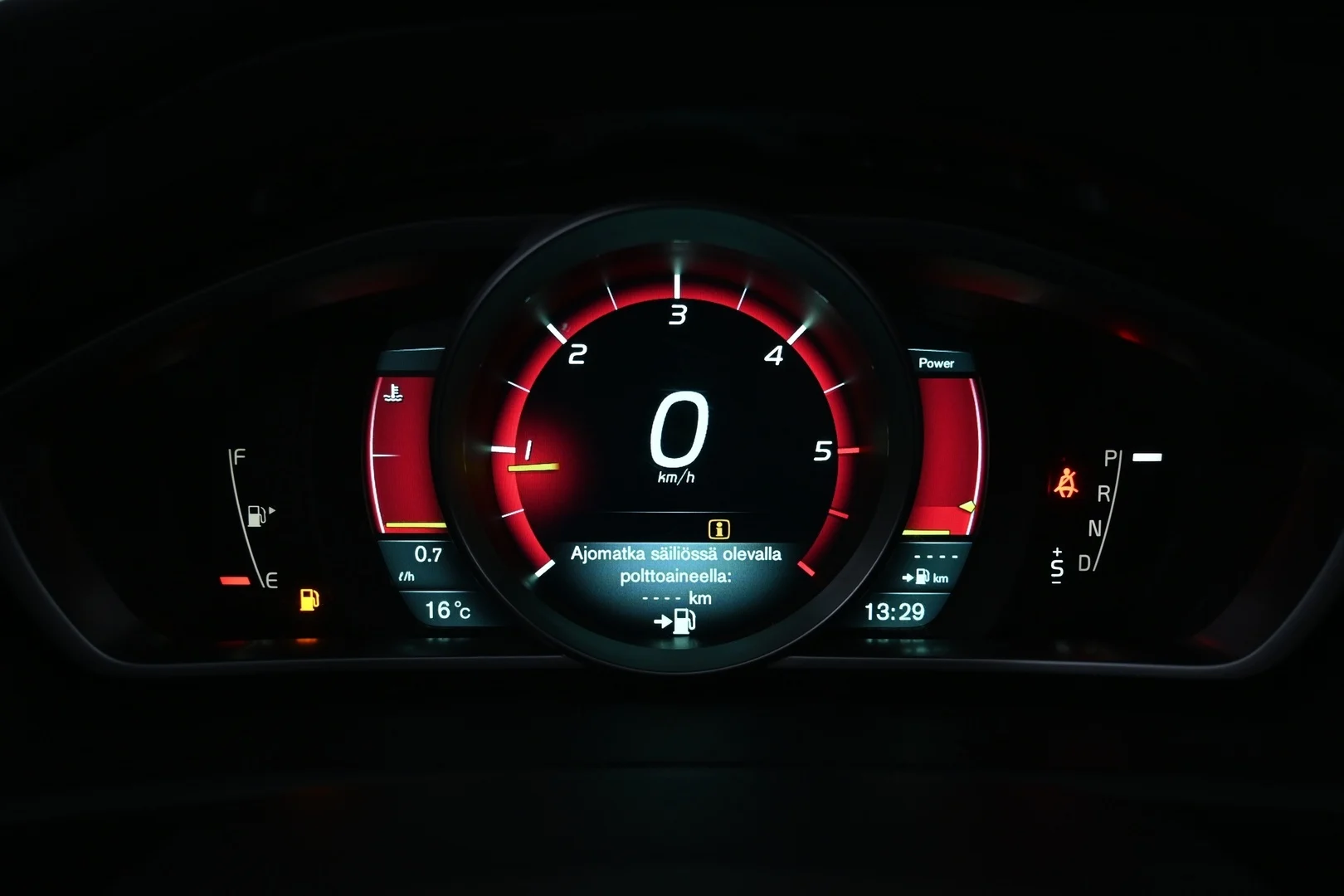 Car Image - 4UUtbR0MF4TY3QgRmK6hjS