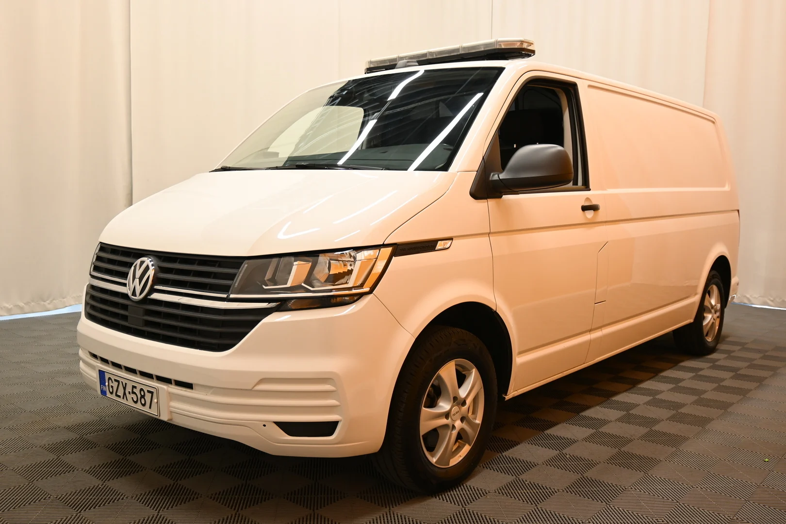 Car Image - 4gckkPhKW50GxxSqEfb9iY