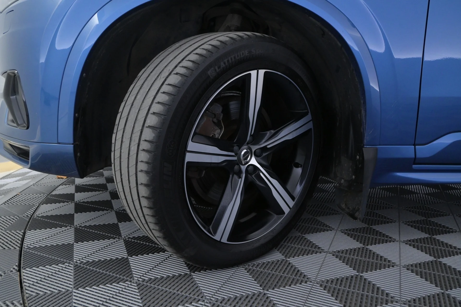 Car Image - 21TbOaS9qVHTYYPGSfTiAh