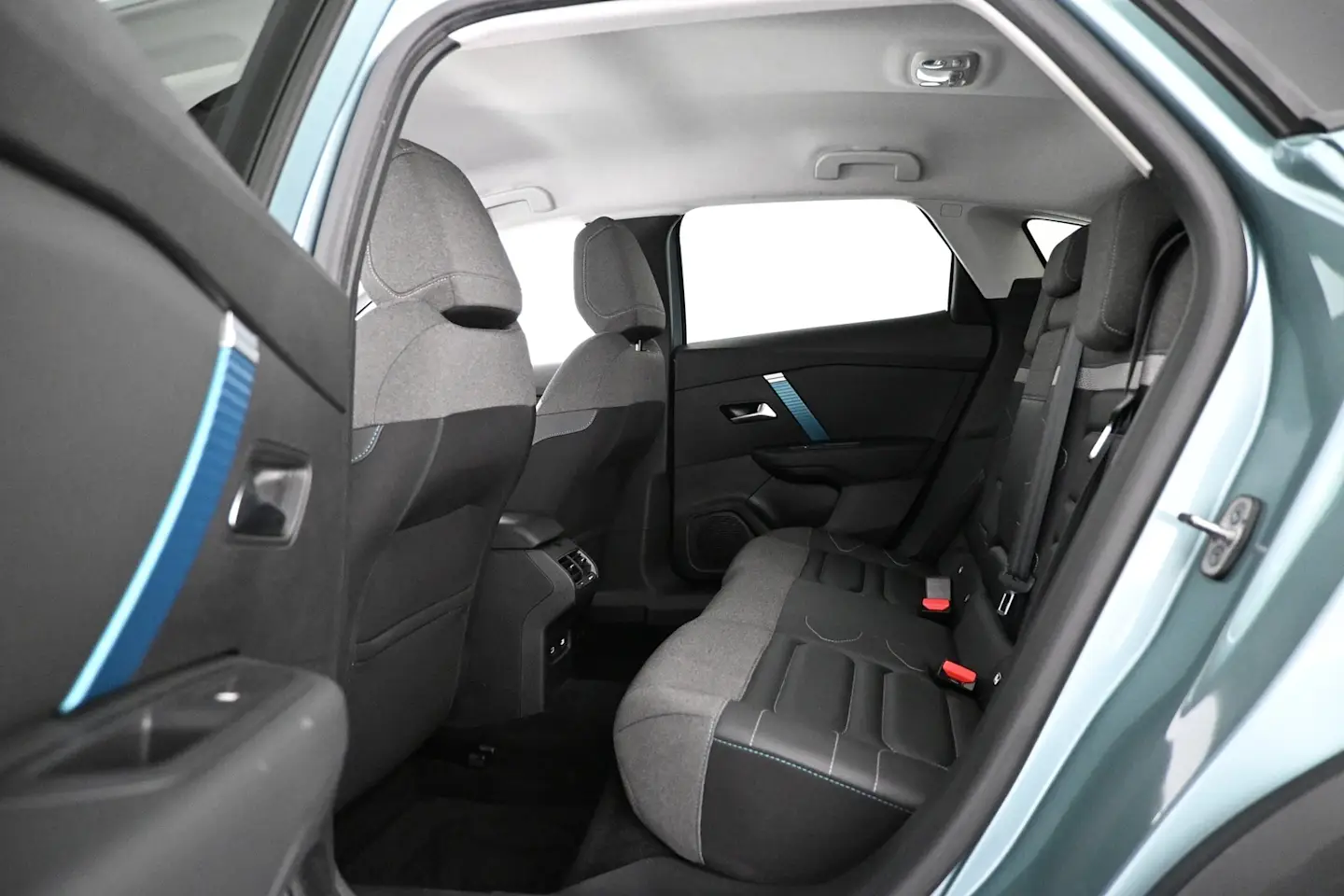Car Image - 5OosvhAtcPq0XeeXTvP7HP