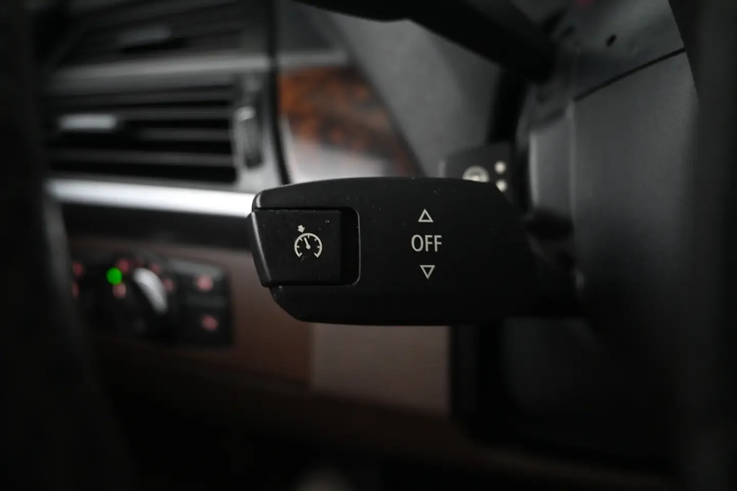 Car Image - 305WxamxhZKiyhbr3yrE4T