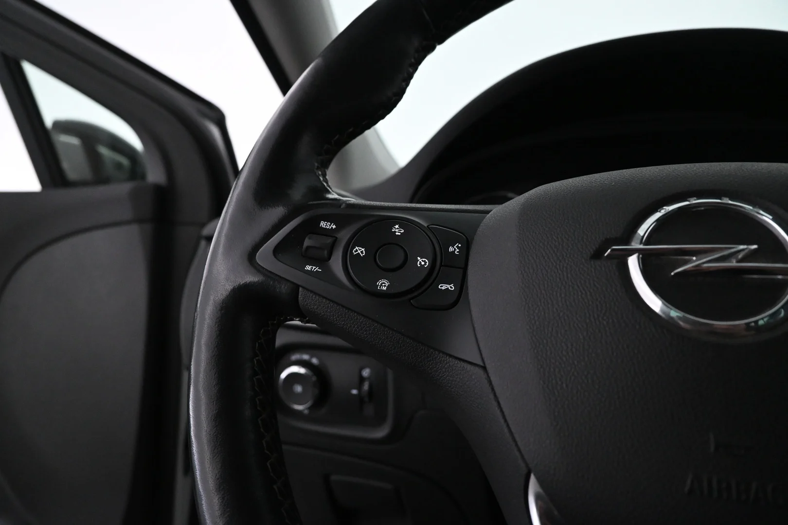 Car Image - 3GNI9cdfTAmhRjToNMeXYD