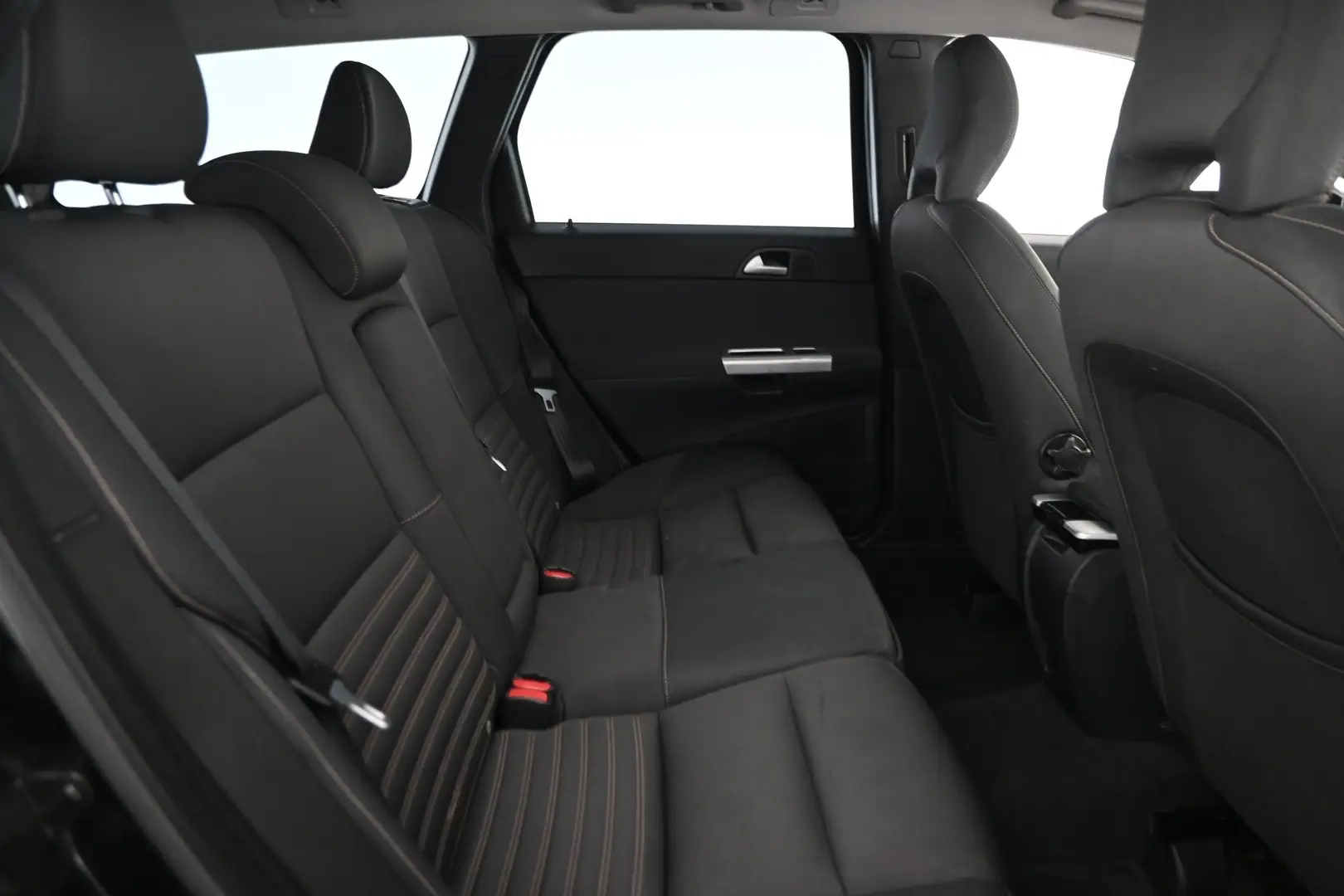 Car Image - 54IHcw51SUf6Id2MbPJ72b