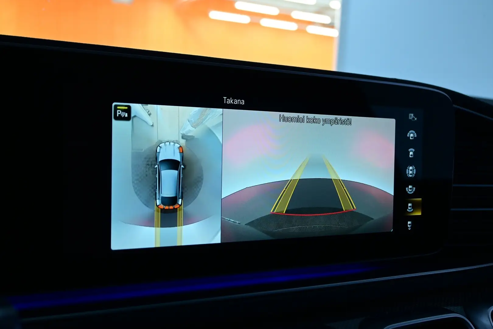 Car Image - 1vQPooi9DLOoBX9TilYhrc