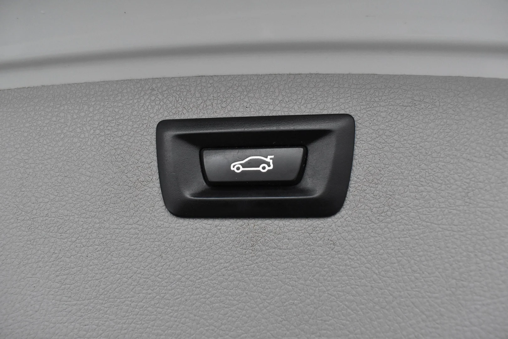 Car Image - 1kW7OdJ4gqA0YWvqhFmVN7