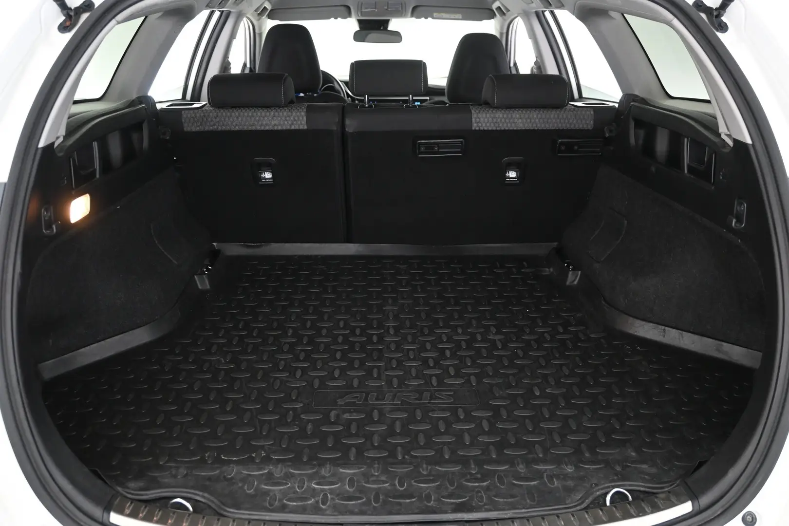 Car Image - 6LRH8kBw8y2PjkjJOlS2Ra