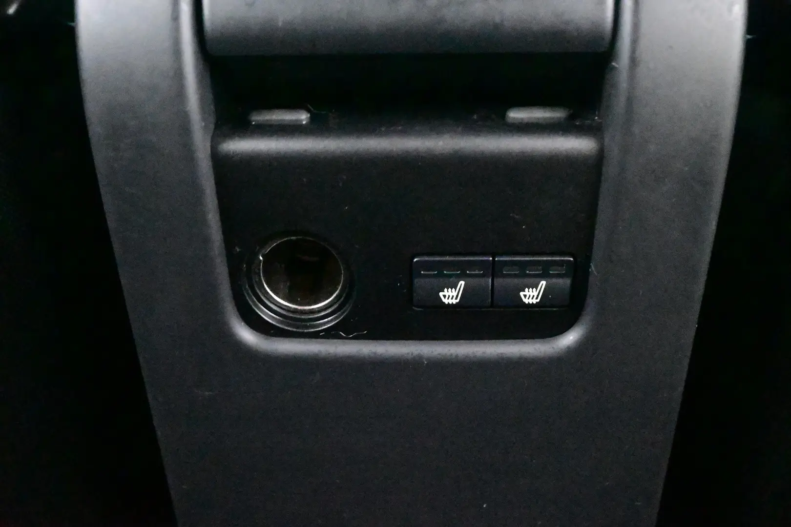 Car Image - 7JE65xhpk49zTVyfjTcIvy
