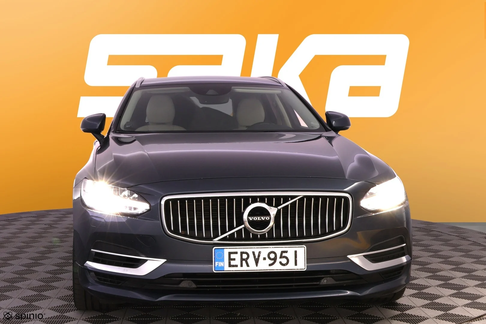 Car Image - 6iL4nPhr9tCnTl8vwLKTCo