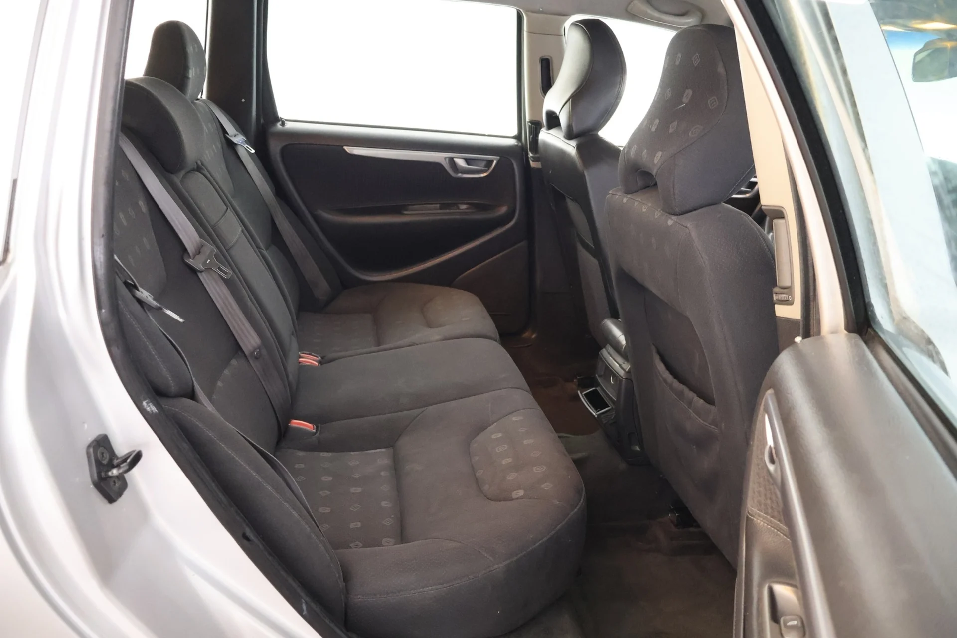 Car Image - 6KhC91tMKlHm6VIt7x8vs1