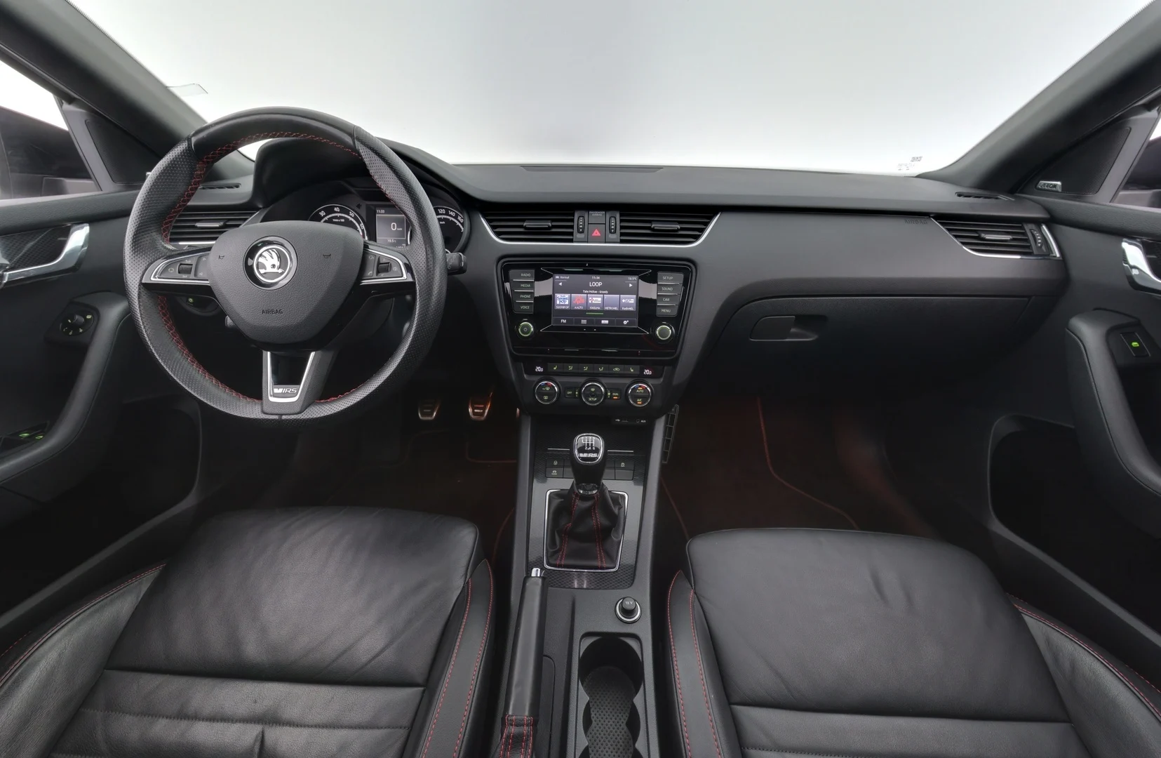 Car Image - 4qOYpgaHvDrwNu5xMOXfRt