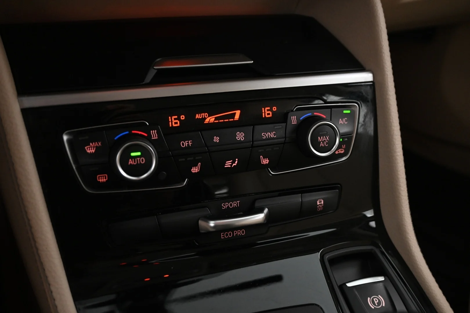 Car Image - 5lLAVrAinPbwm4wrFVx4fL