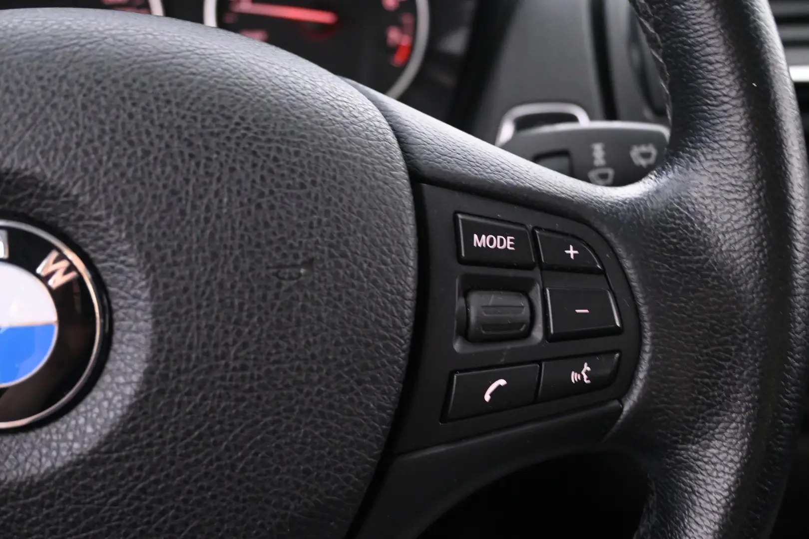 Car Image - 1N43tB7OIDQbtbX0cmvmGb