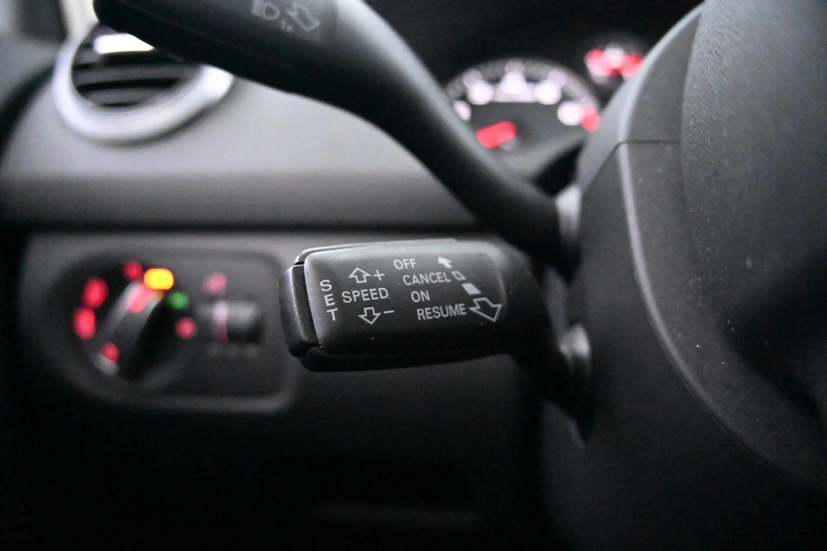 Car Image - 5ZIzuLQPi3T5QCDavSMhWh