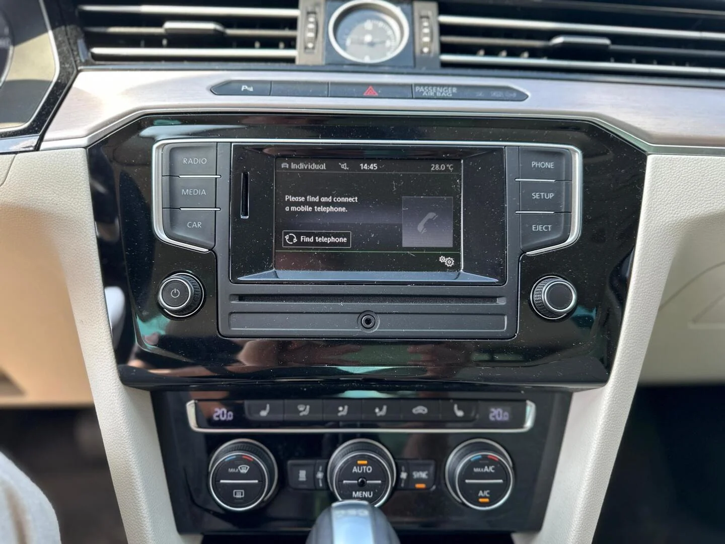 Car Image - 4hB2AhXwkGoOEbWSsYuVRt