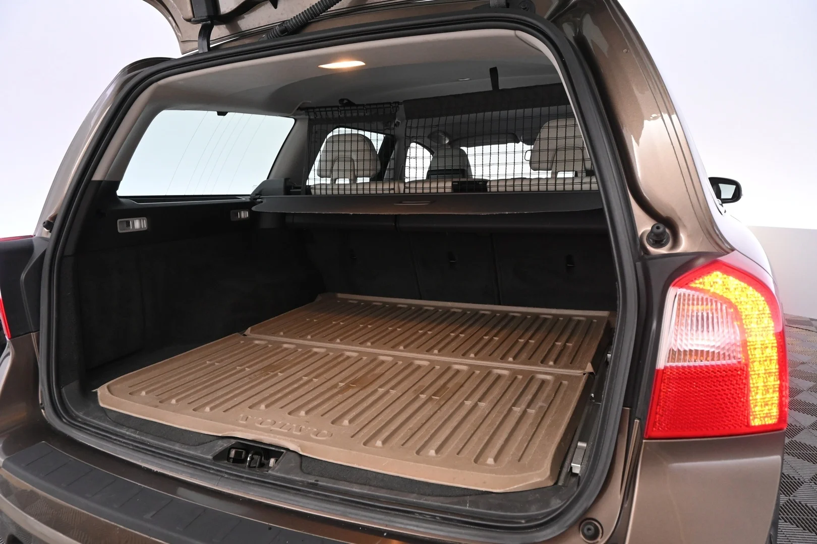 Car Image - 37uLGZlfg4mDXVQZo50t25