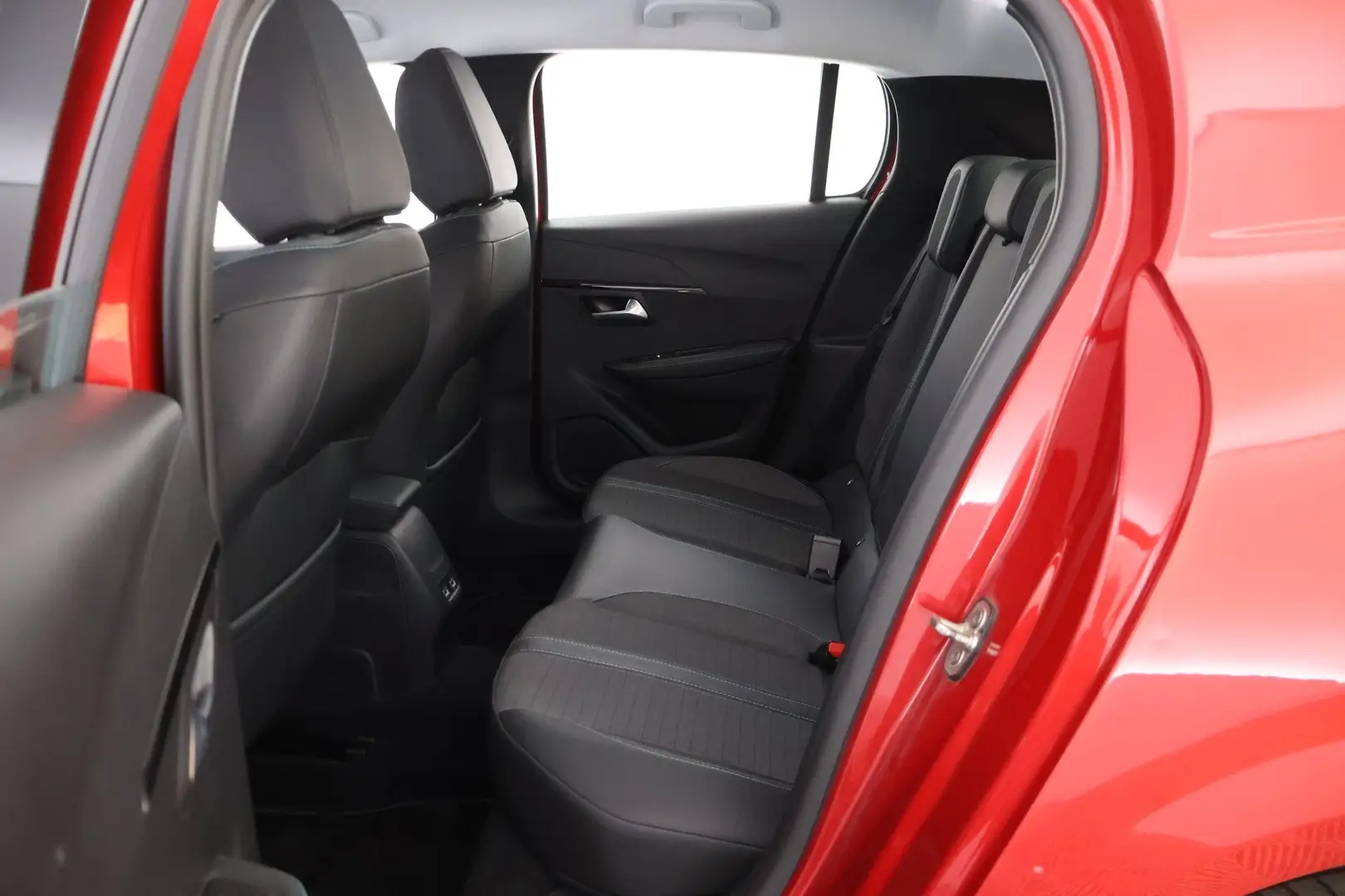 Car Image - 6S34k6pvZUBxk4naVqWSOq
