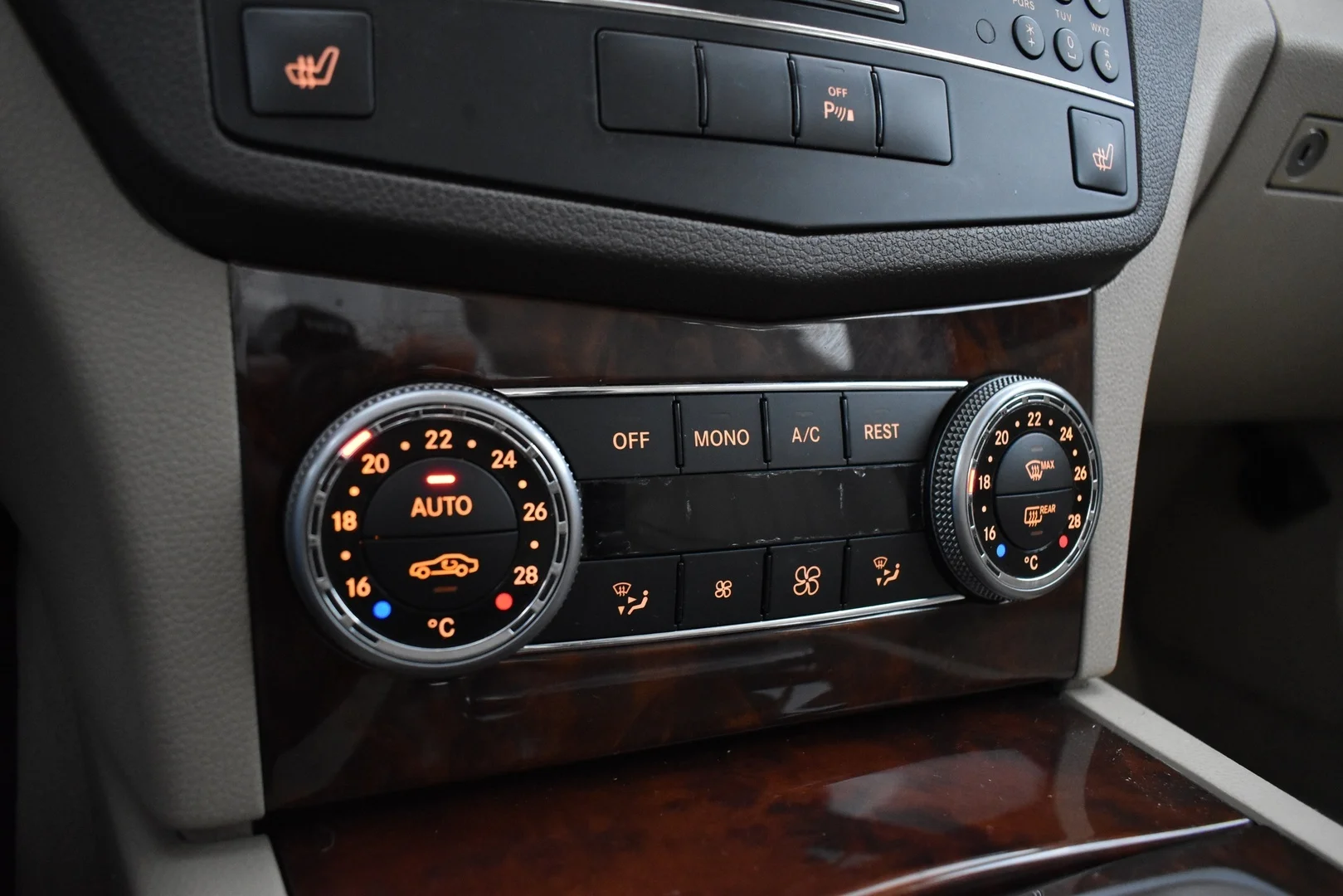 Car Image - 6jVhXgRvIaKZU8L93lkJ1M
