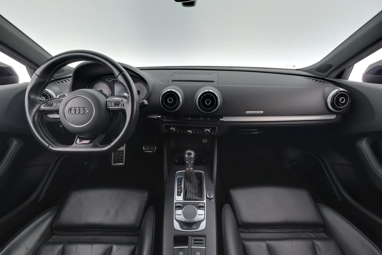 Car Image - 4TCGrmu8foEv892vpM3z92