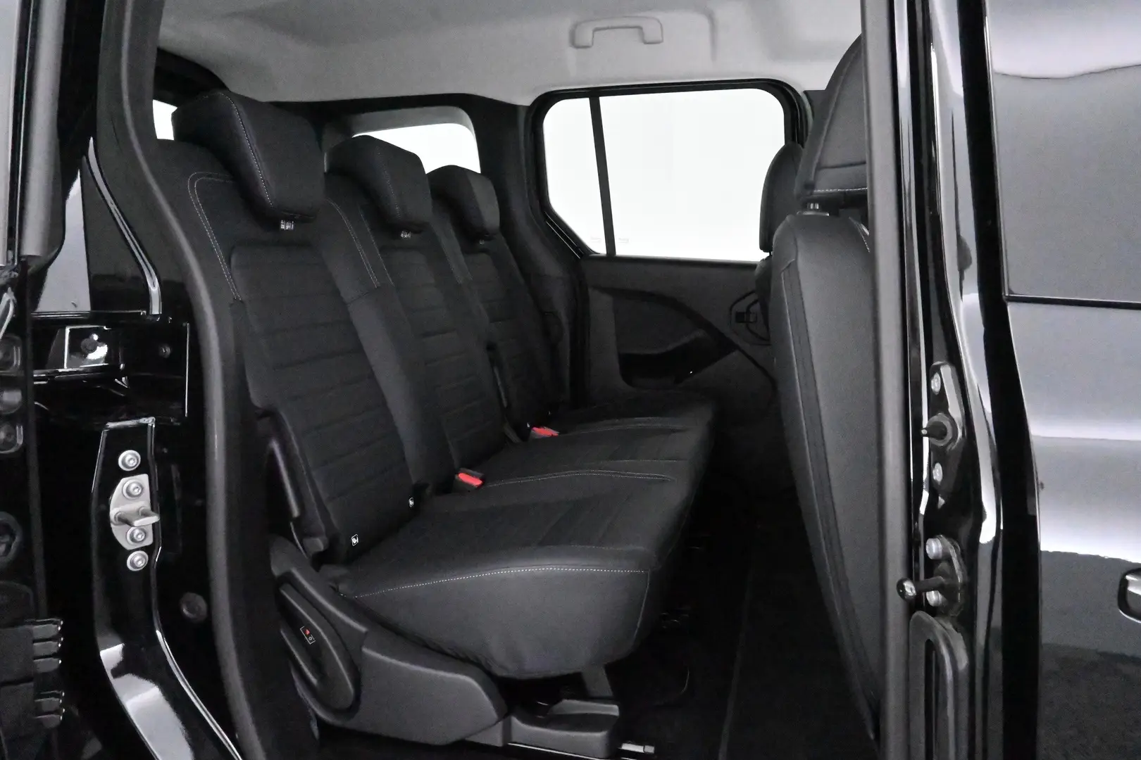 Car Image - 15eZISzVq3PFszvkshjr0V