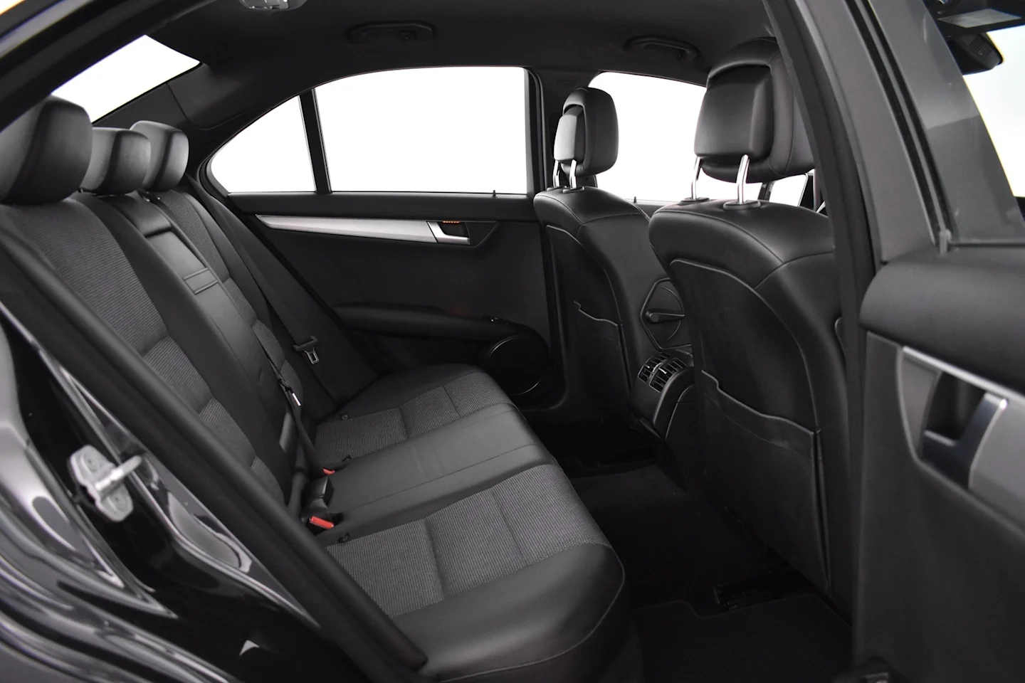 Car Image - VRYdRN7uAi0L3xnt3kAJz