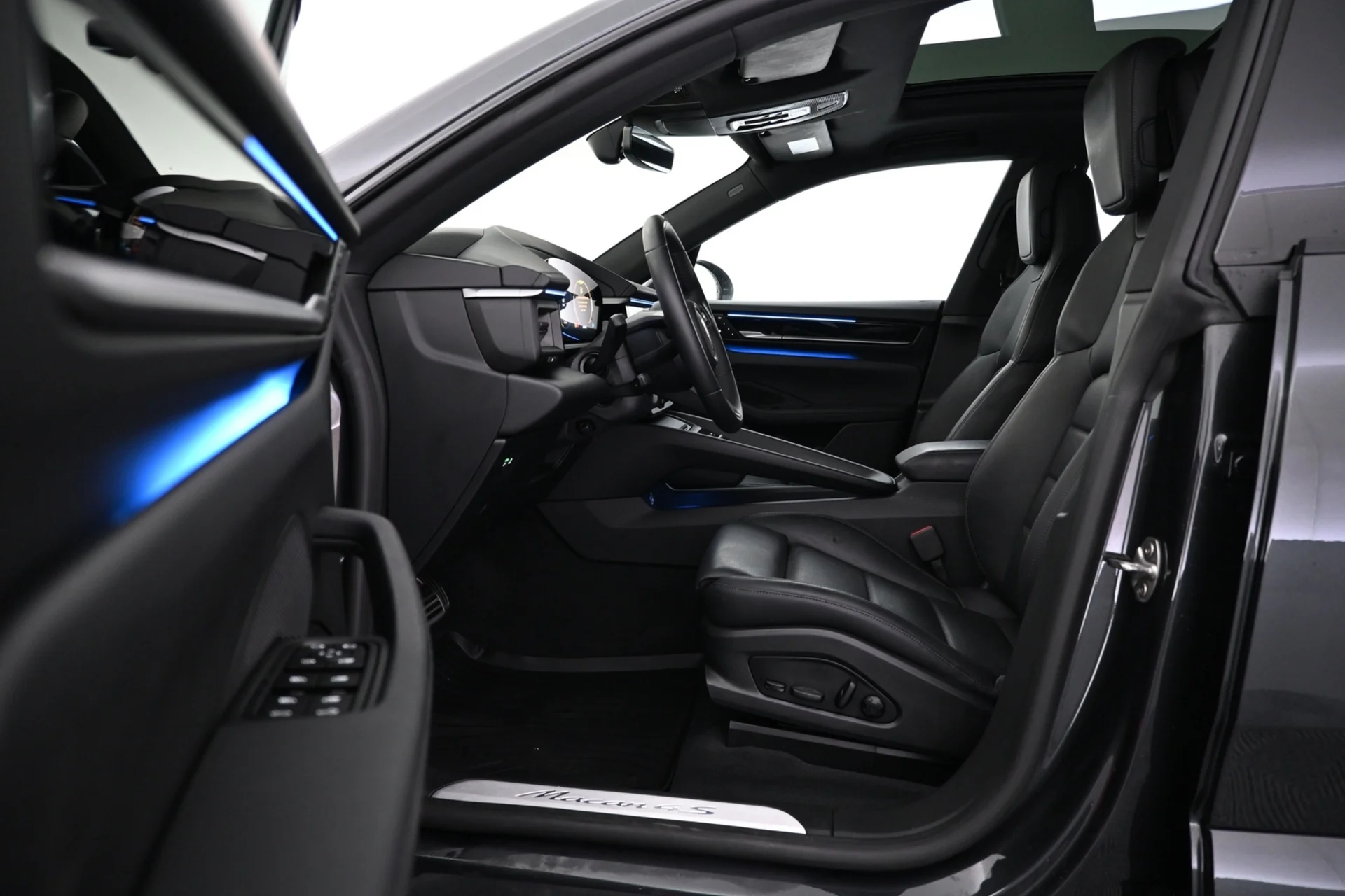 Car Image - 28gGJ1wfCRD2eGvWSZVlHz