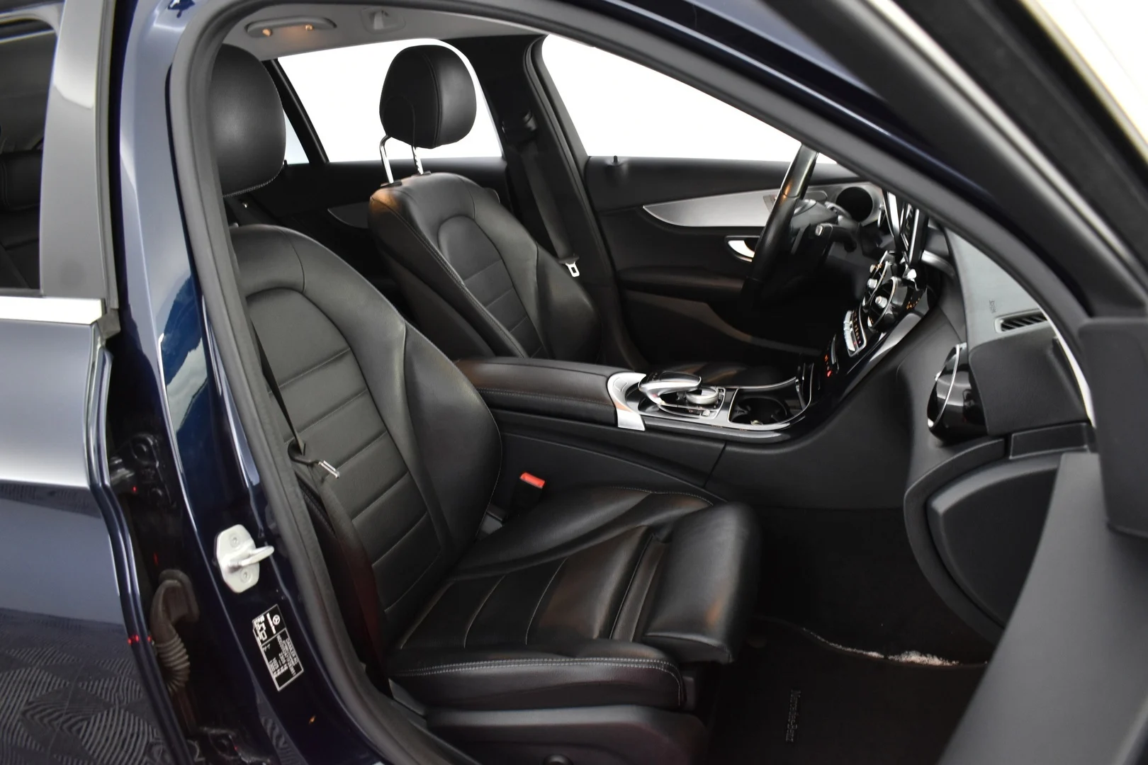 Car Image - D4njINO0UrtYpjL7BYj6f