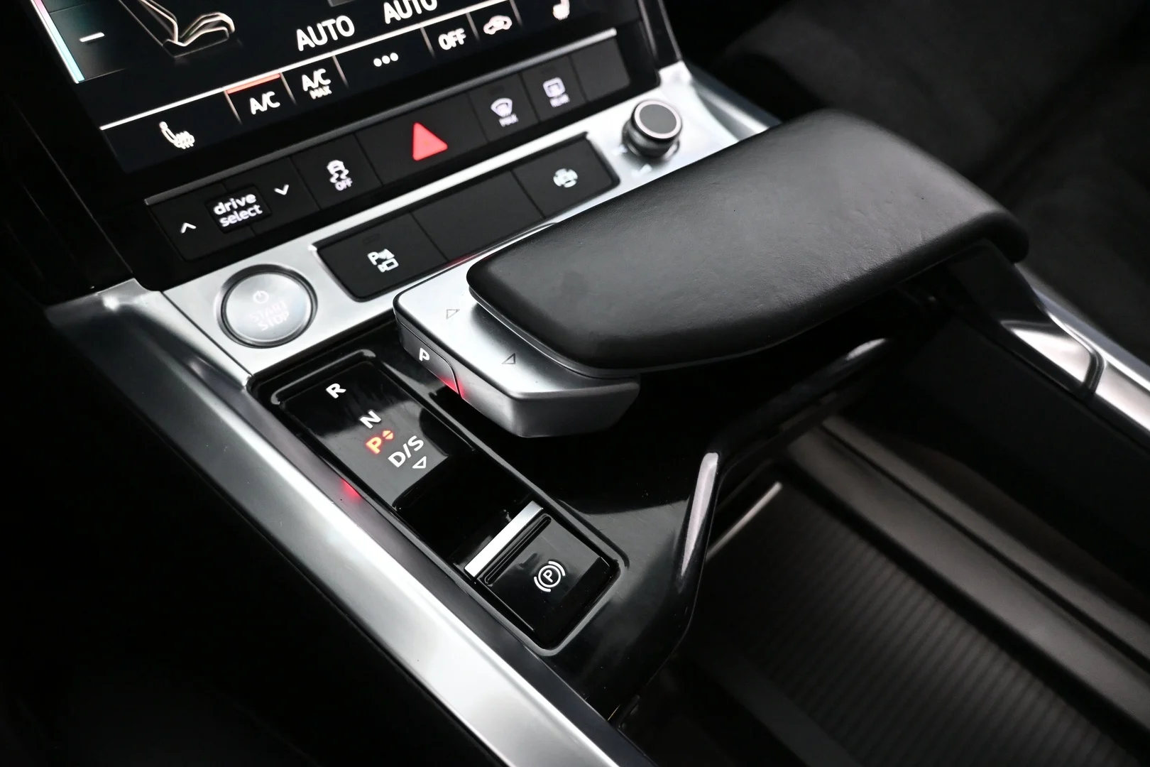 Car Image - 28FagtvhItZnIJ6KPV79wD