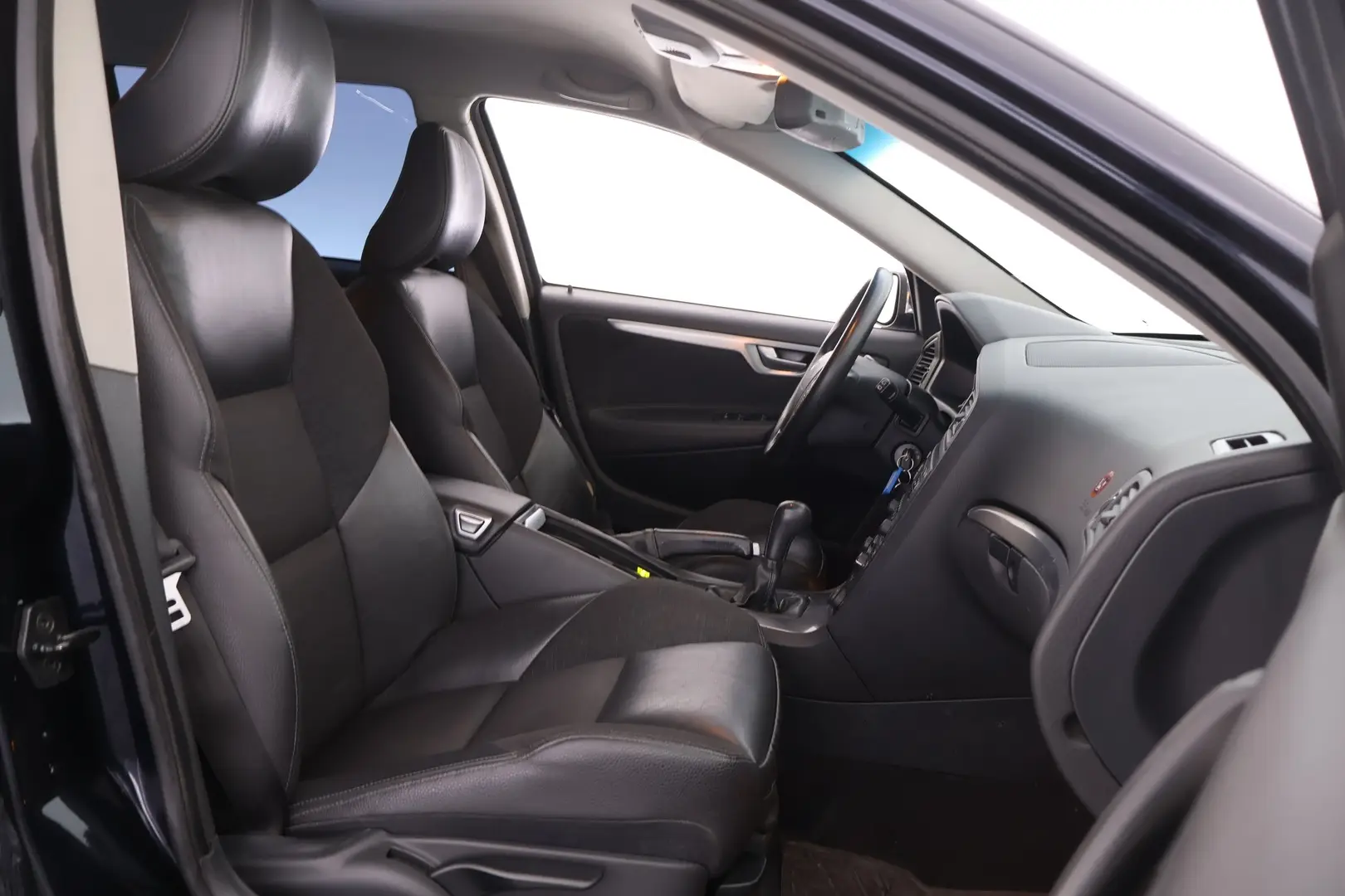 Car Image - 7jDV7XRTWl2rW0PSJl4AsX